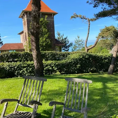 Hotel De La Terrasse 2*