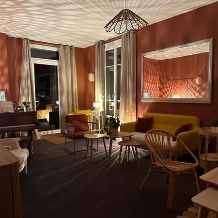 De La Terrasse 2*