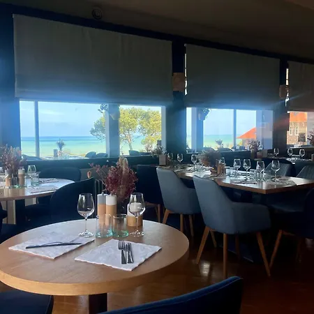 Hotel De La Terrasse 2*